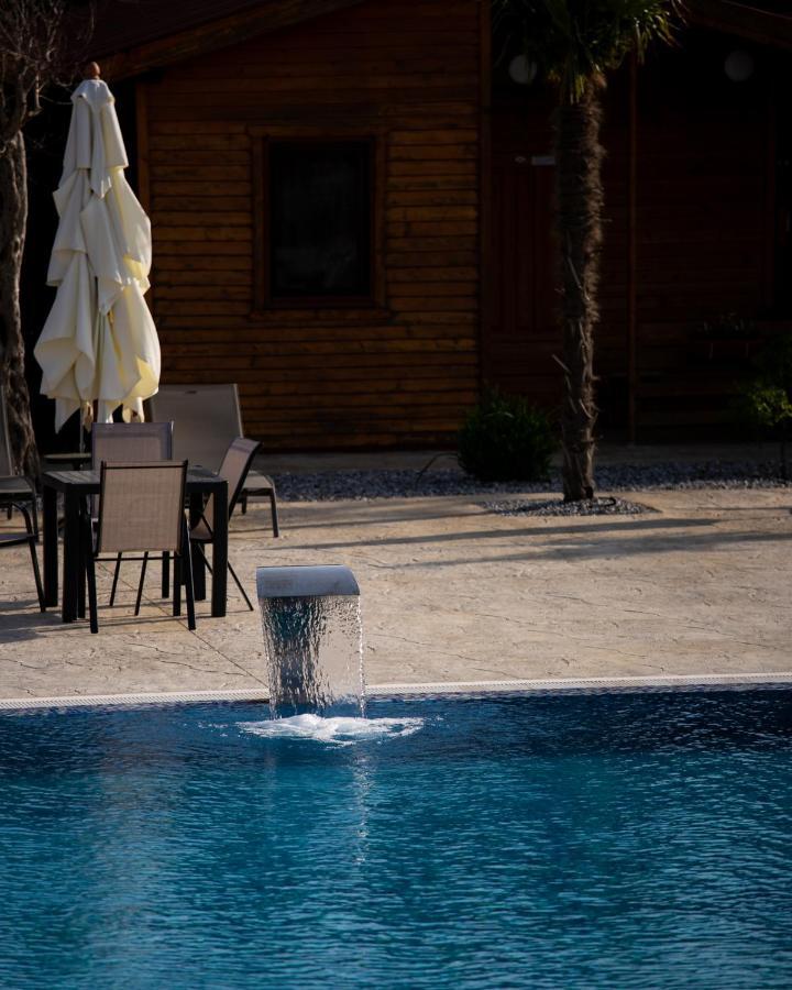 Sunny Garden Hotell Ulcinj Exteriör bild